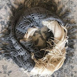 SOLD: Infinity scarf